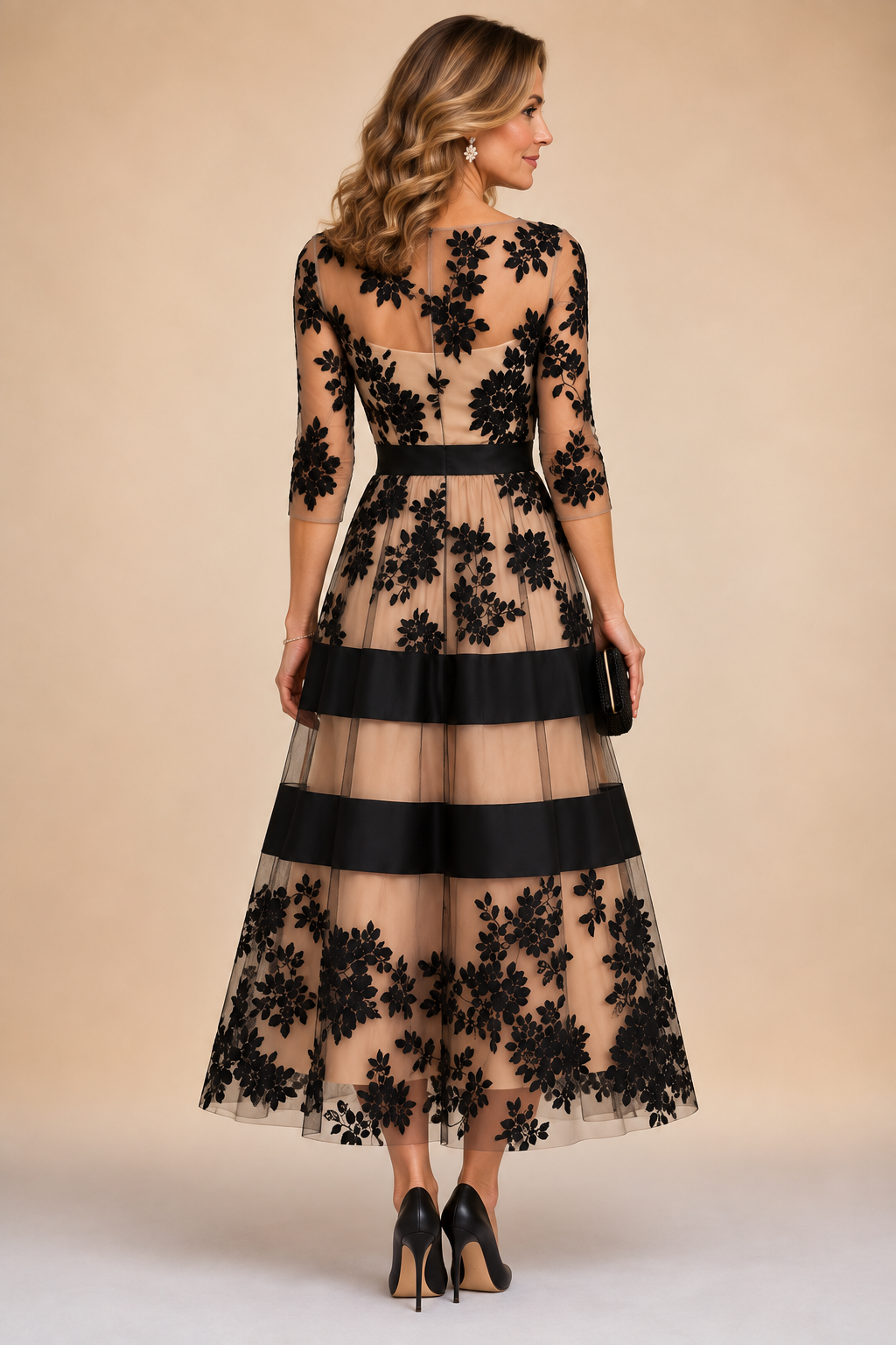 Amelia | Vestido Midi de Encaje Negro y Nude