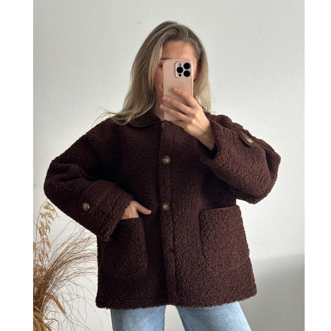 Catalina | Chaqueta de Borreguito con Botones