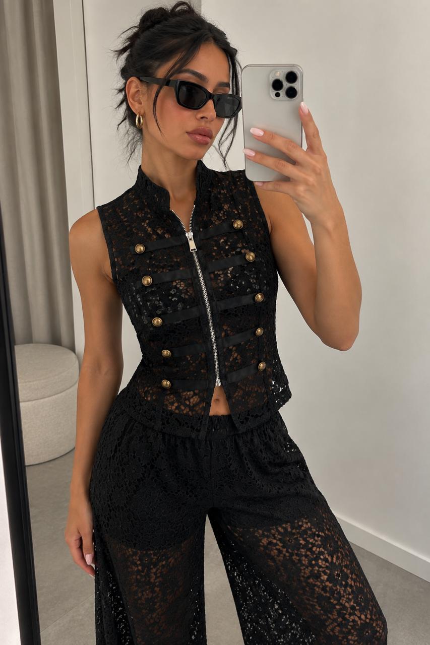 Irina | Conjunto de Chaleco de Encaje y Pantalón Globo