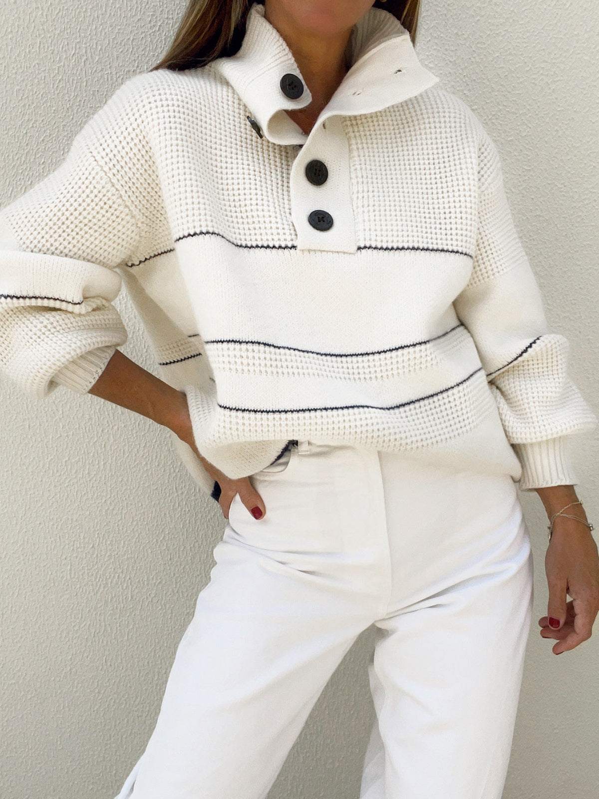 Blanca | Jersey con Botones y Cuello Abierto