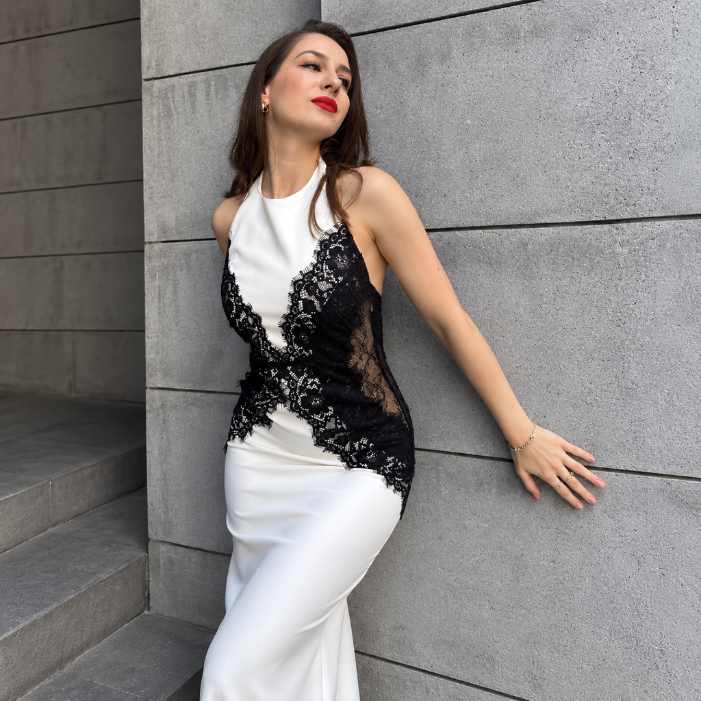 Ébano | Vestido Largo de Encaje con Cuello Halter