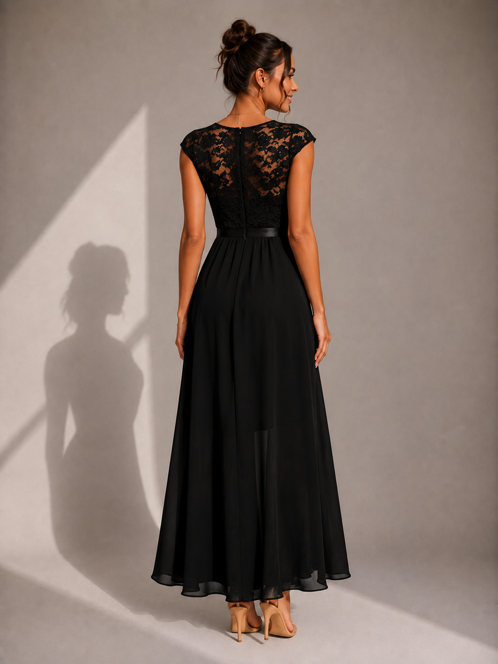 Loreto | Vestido de Fiesta con Cuerpo de Encaje