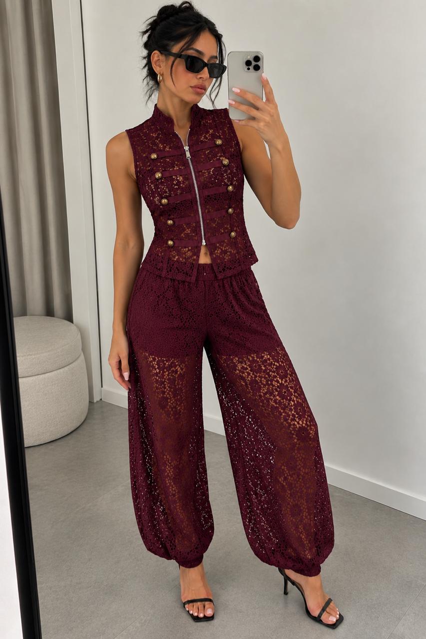 Irina | Conjunto de Chaleco de Encaje y Pantalón Globo