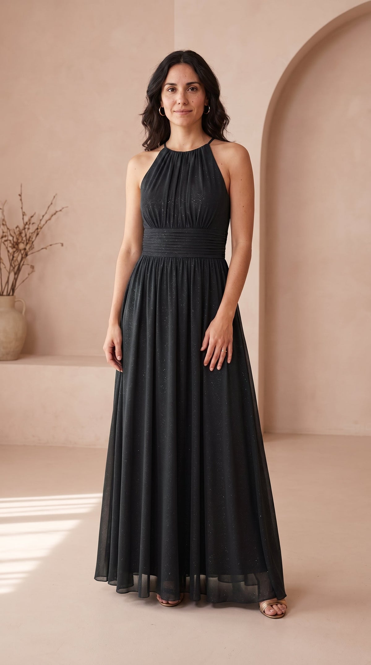 Nerea | Vestido Largo Brillante con Cuello Halter