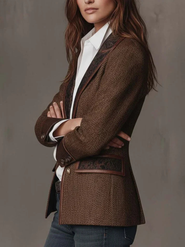 Consuelo | Blazer de Espiga con Detalles Estampados