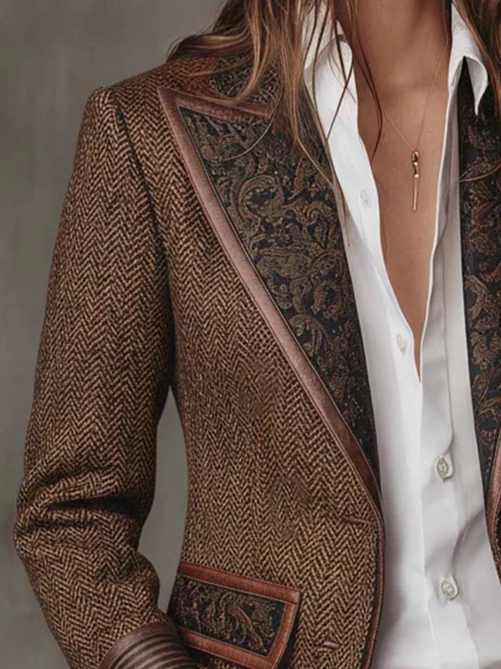 Consuelo | Blazer de Espiga con Detalles Estampados