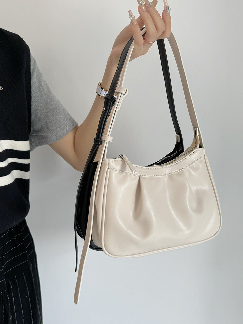 Helena | Bolso Hobo Elegante