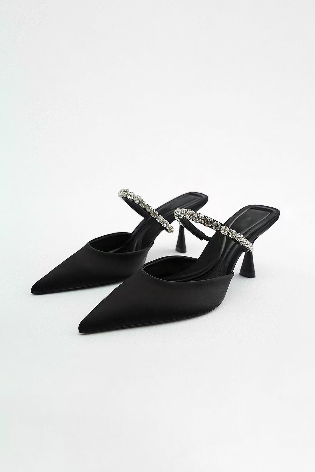 Noa | Sandalias de Terciopelo con Strass