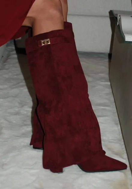 Bruna | Botas Altas de Ante con Hebilla