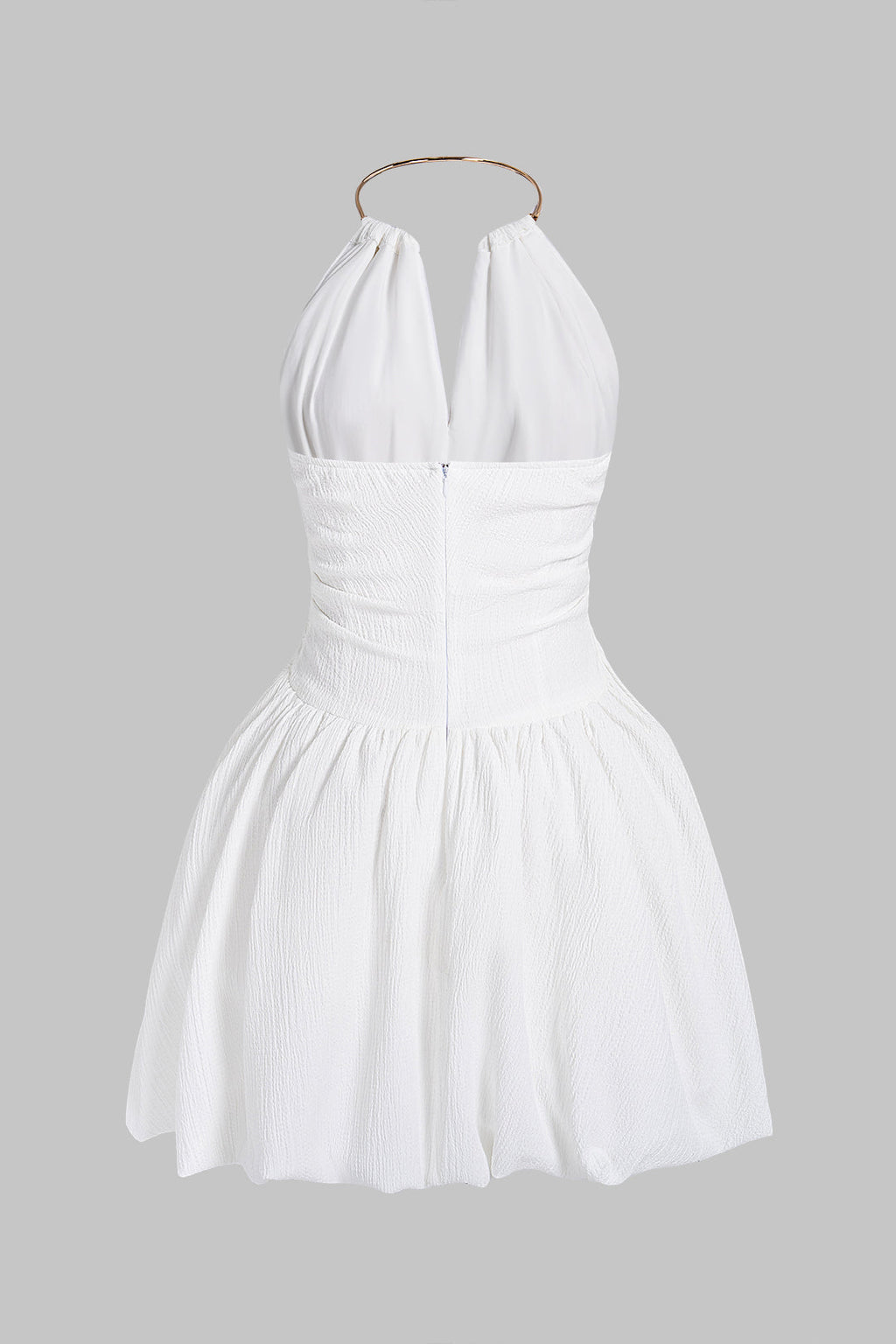 Selene | Minivestido Metalizado con Espalda Cruzada
