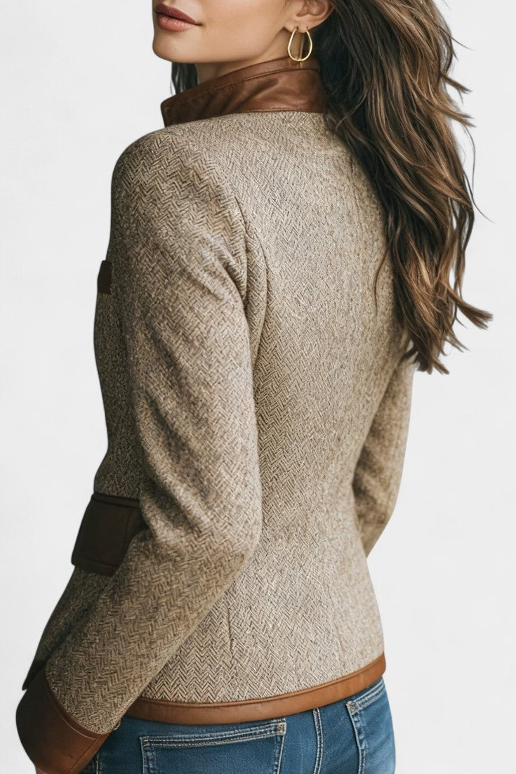 Leticia | Chaqueta de Espiga con Cuello Alto