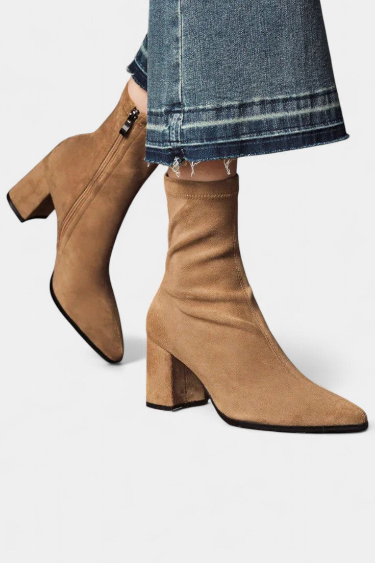 Candela | Botines de Punta con Tacón Ancho