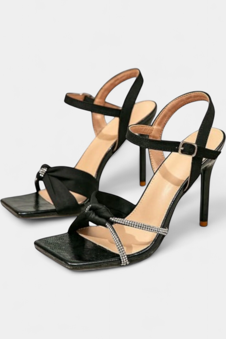 Loera | Tacones de Aguja con Strass