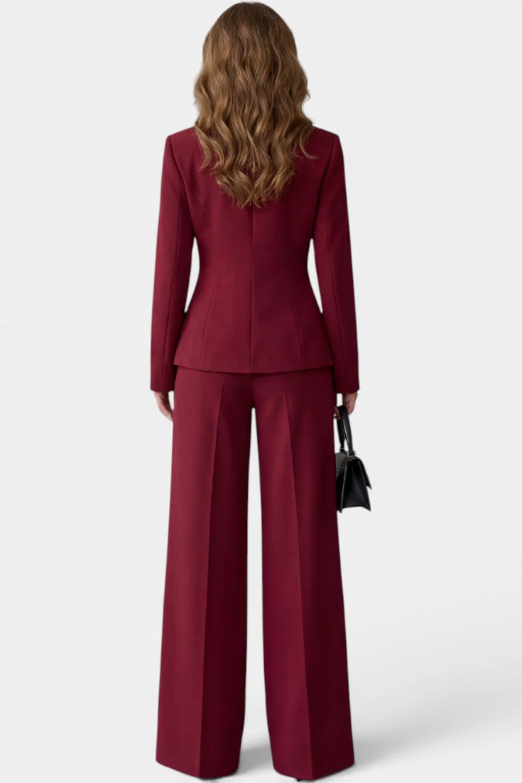 Laura | Traje de Blazer Entallada y Pantalón Ancho