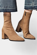 Candela | Botines de Punta con Tacón Ancho