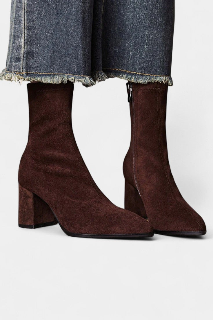 Candela | Botines de Punta con Tacón Ancho