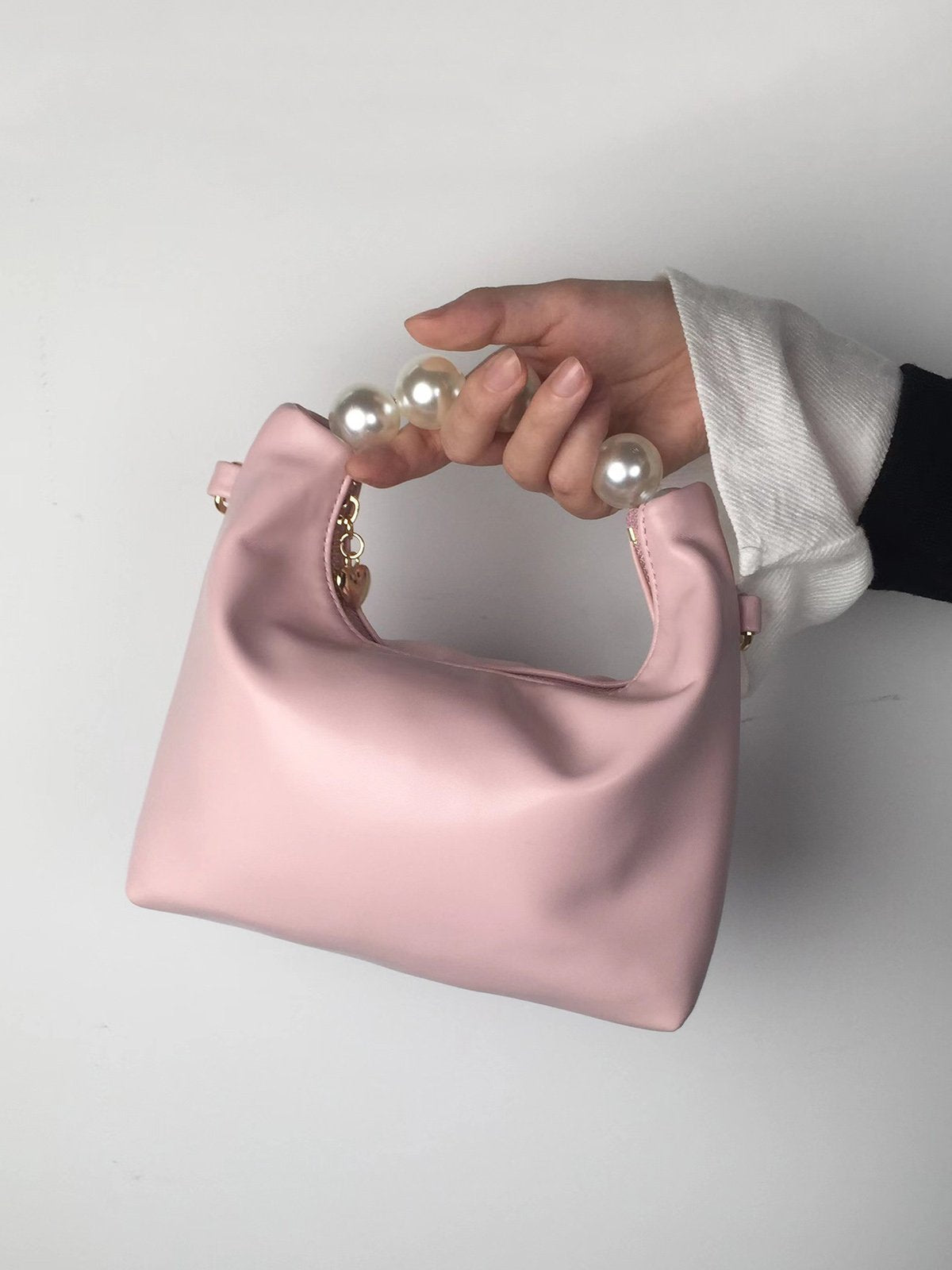 Perla | Bolso de Perlas con Cadena Fina