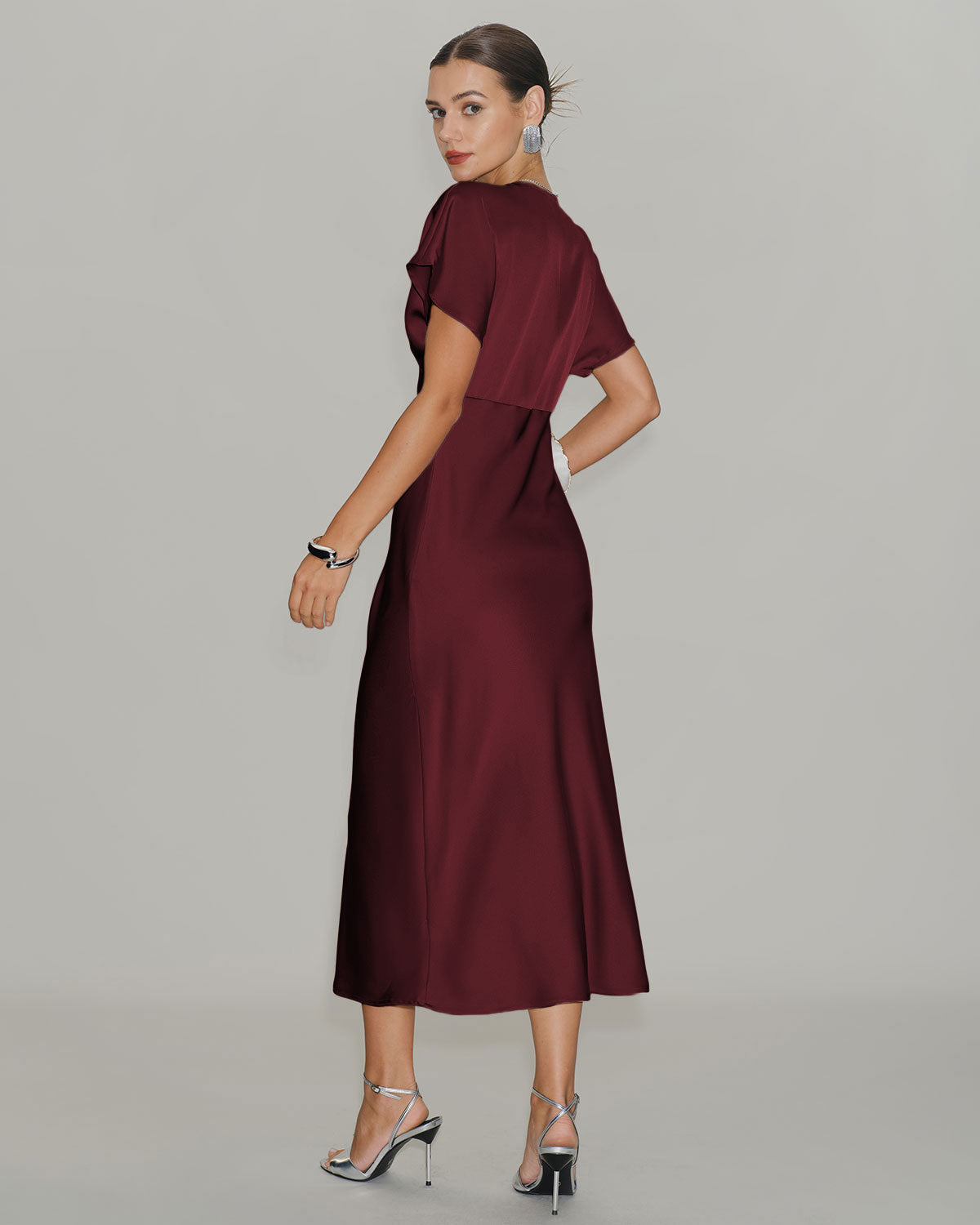 Elvira | Vestido Midi de Satén Burdeos